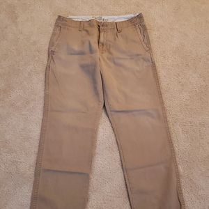 Old Navy khaki 30 x 32